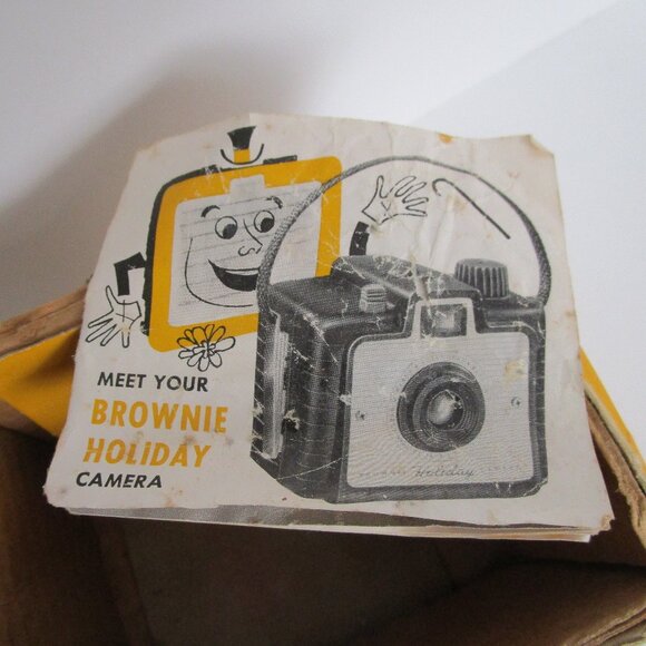 vintage Kodak Brownie instant camera - Picture 9 of 10